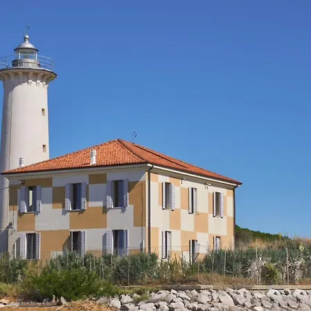 Spacious Flat With Private Garden Apartmán Bibione