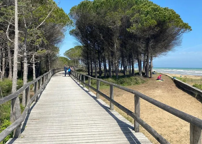 Spacious Flat With Private Garden Apartment Bibione
