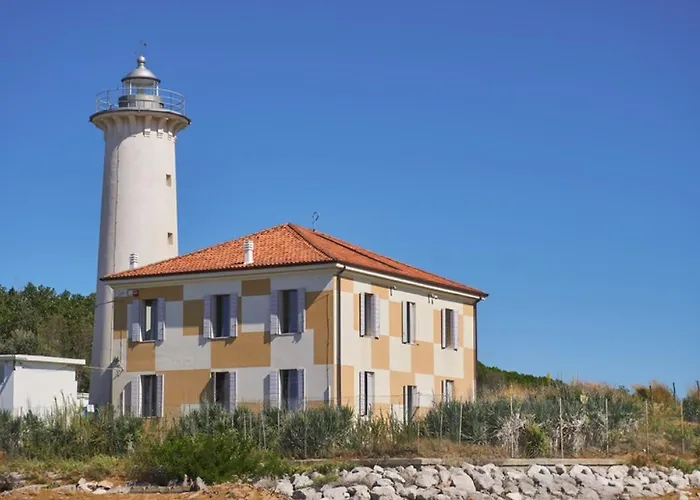 Spacious Flat With Private Garden Apartmán Bibione